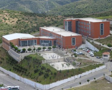 Karabağlar Fatih Sultan Mehmet Anadolu Lisesi